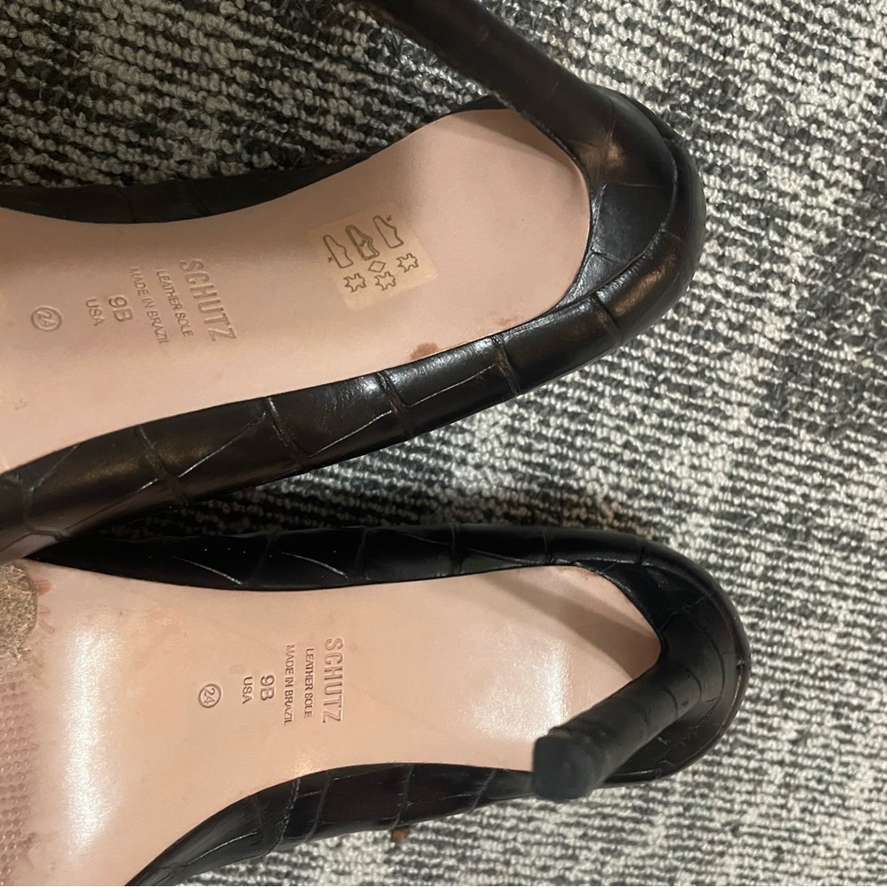 SCHUTZ Black Croc-Patterned Heels - Picture 4 of 4